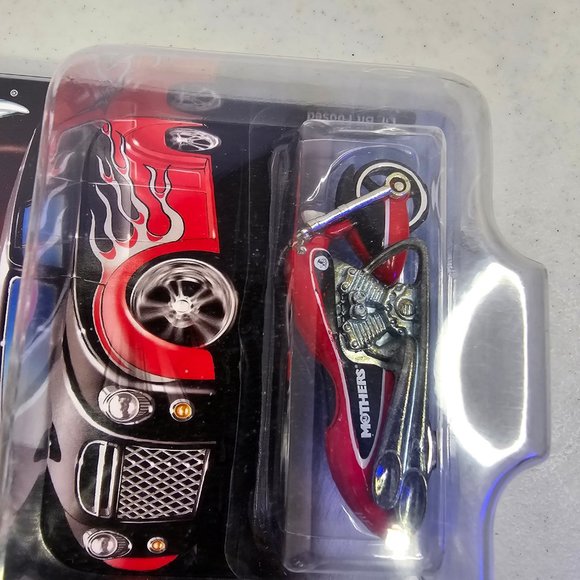 2002 Hot Wheels Mothers Series #2 LiL' BIT FOOSED Car #1 of 4 in Protector NEW - Picture 4 of 10